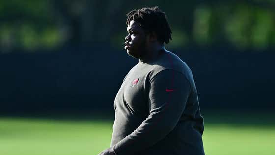 Frank Walks Is Clearly Catching On: The Tampa Bay Bucs Have 450 lb Desmond Watson Walking Laps In A Weighted Vest Instead Of Practicing At Training Camp