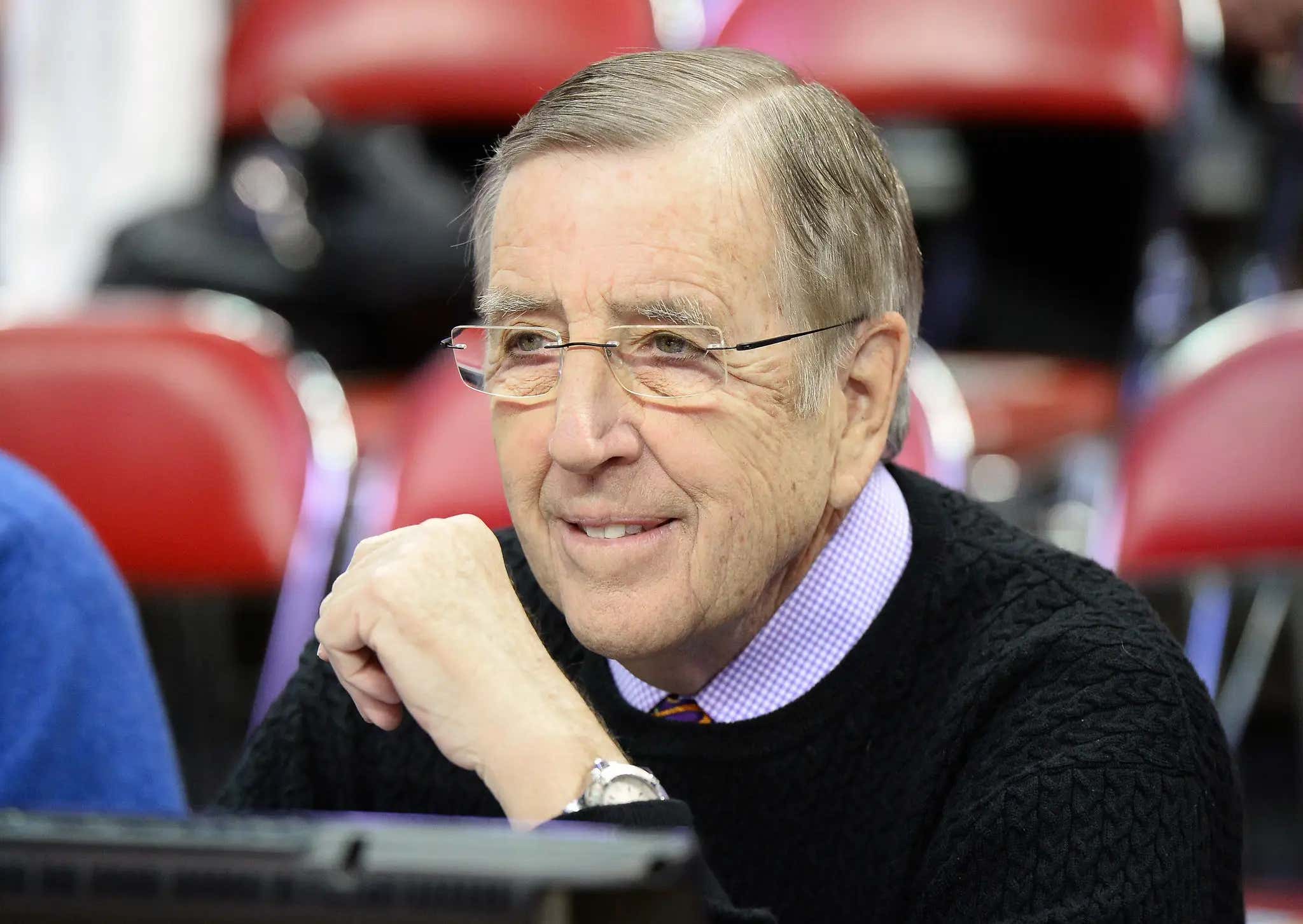 You Are Looking Live: We Finally Get The Return Of Brent Musburger To TV, Joining The Booth To Help Call The Second Half Of Tonight's Game