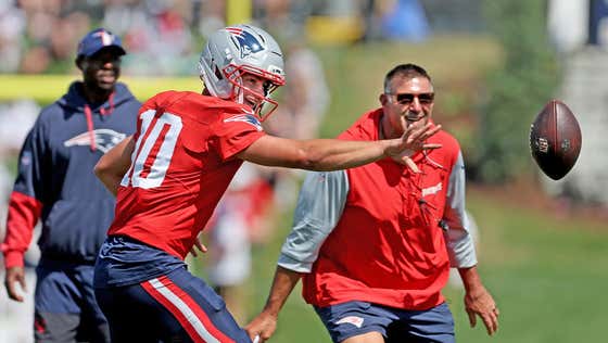 Mike Vrabel Spilling Blood and Drake Maye Outplaying Jayden Daniels in Practice Proves the Patriots are BACK