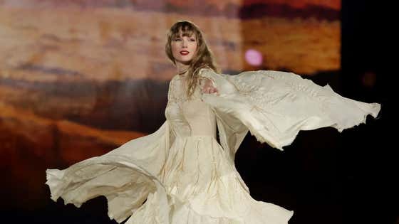 TAYLOR SWIFT WILL BE ON THE NEW HEIGHTS PODCAST AND SOMETHING IS ALSO COMING AT 12:12 AM TONIGHT