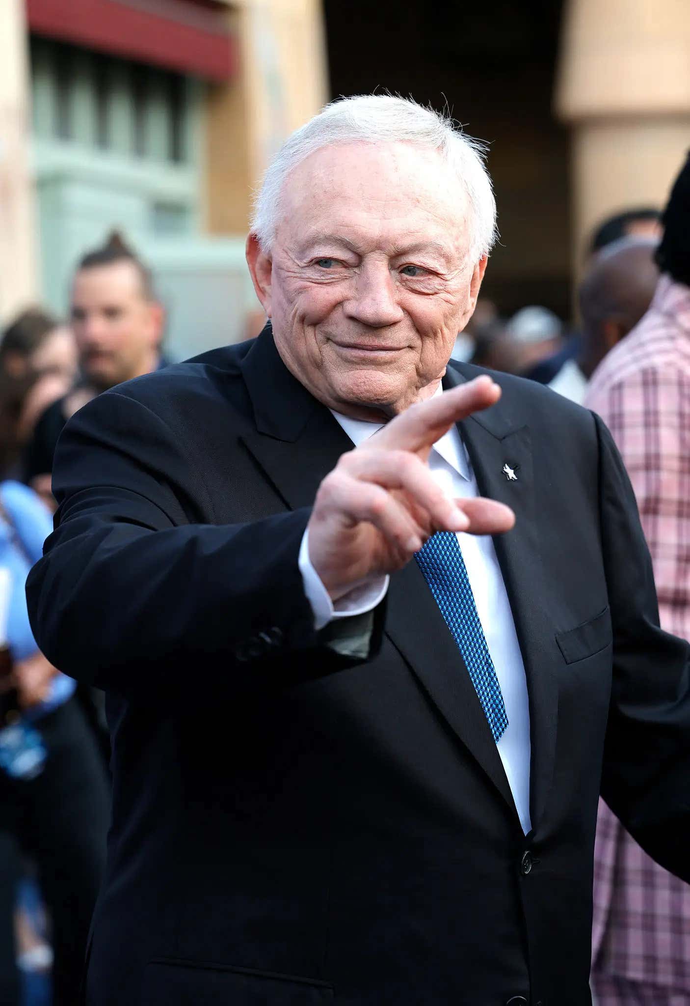 Yeah, No Shit: Jerry Jones Admits The Cowboys Are A Soap Opera And He'll Purposely Stir Up Controversy To Keep Them In The News