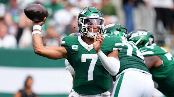 Jets Manage To Lose In Heartbreaking Yet Encouraging Fashion