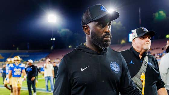 UCLA Fires DeShaun Foster After An 0-3 Start And One Of The Worst Coaching Efforts You'll Ever See