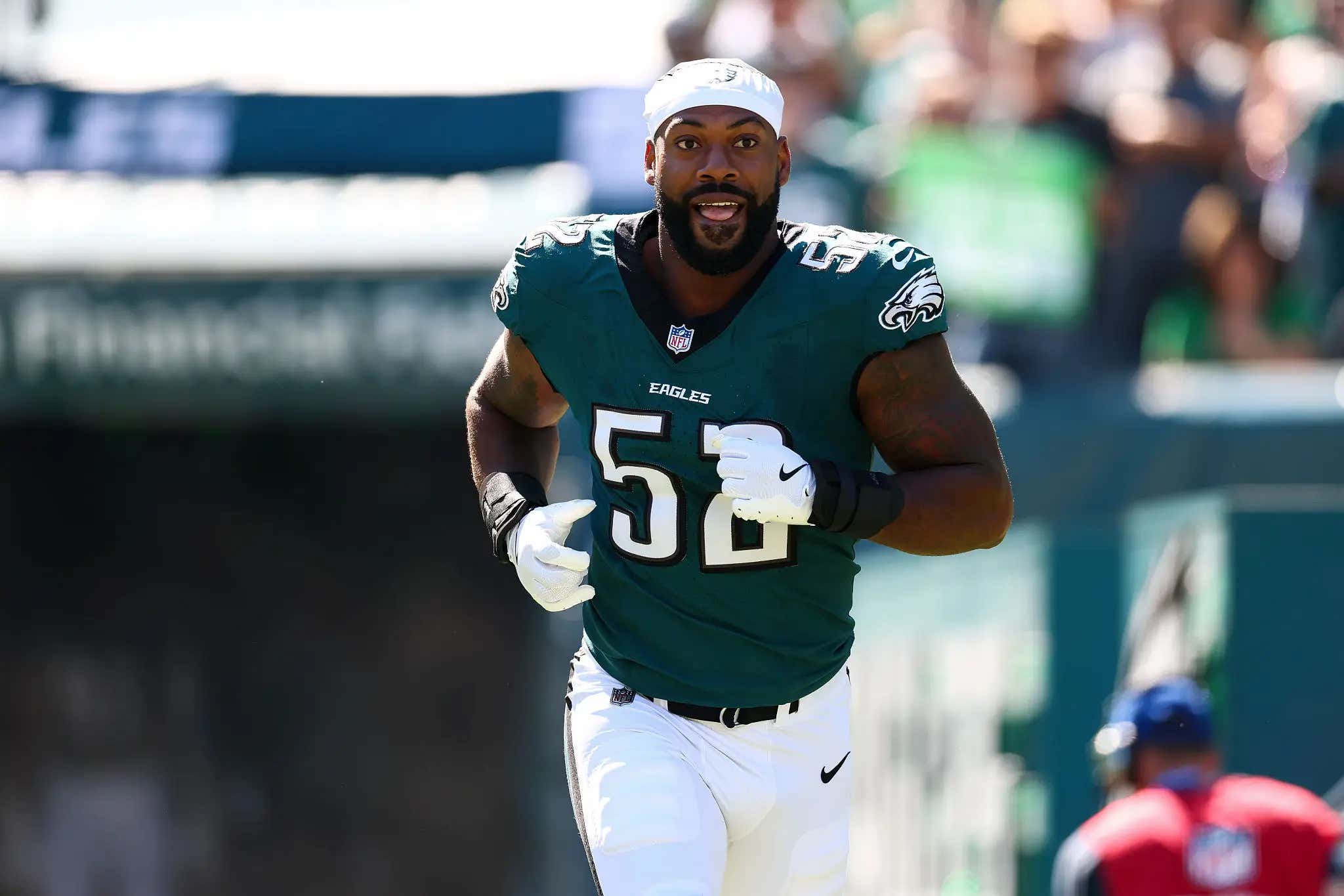 Za'Darius Smith Opened Up About His Abrupt Retirement With The Eagles Last Year, And It's Impossible Not To Be Rooting For Him Now
