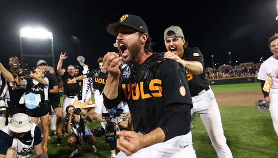 Giants 'Closing In On' Tennessee Baseball Coach Tony Vitello for New Manager