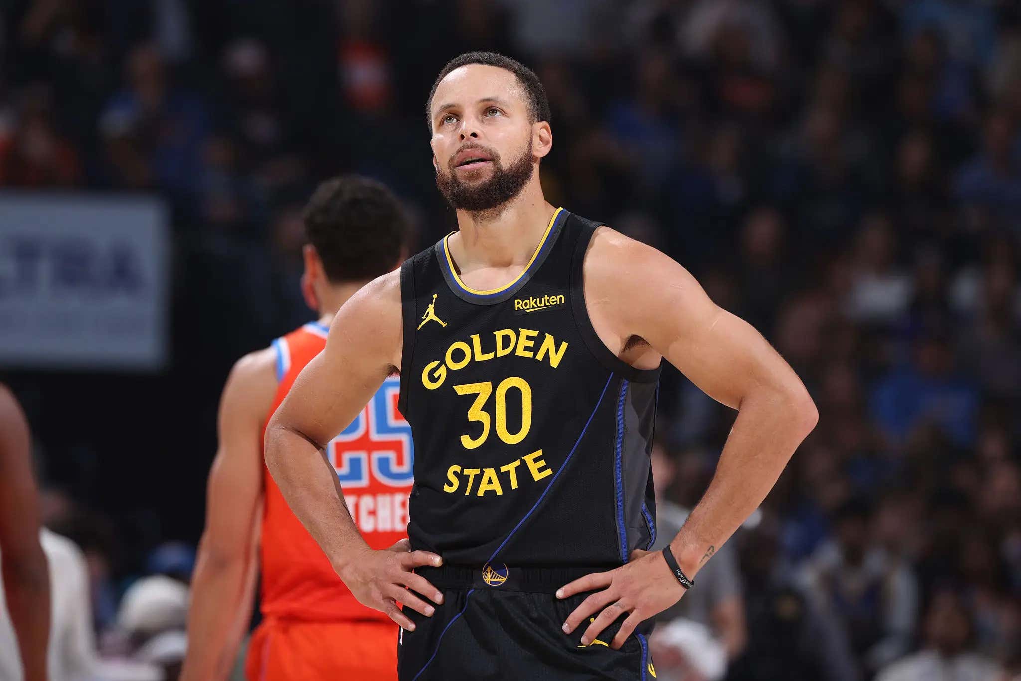 Steph Curry's New 10-Year Endorsement Deal With Chinese Shoe Company Li-Ning Is Worth Over $400 MILLION