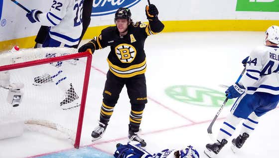 Pasta Pots His 400th As Bruins Reel Off Seventh Straight Win