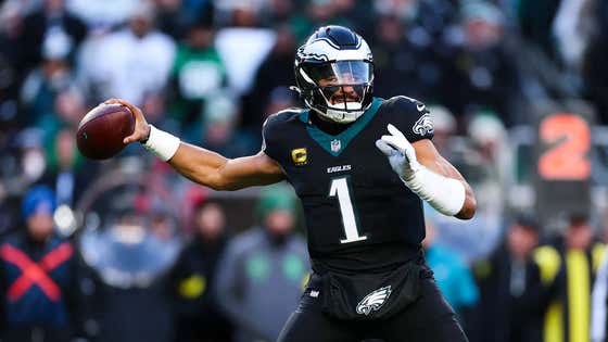 The Philadelphia Eagles Suck Ass At Football