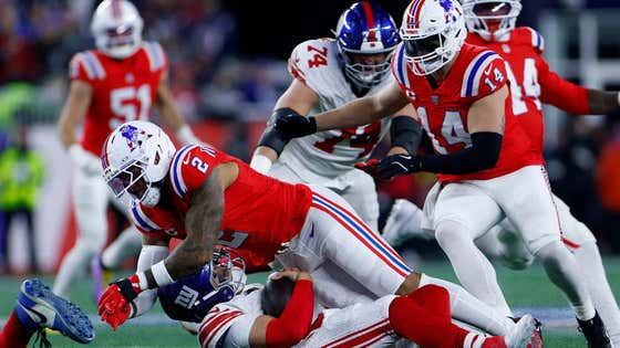 'This Is Football. We're Not Playing Soccer.' - Jaxson Dart Will Never Stop Running Around And Getting Jacked Up Because It's The Only Thing He Knows