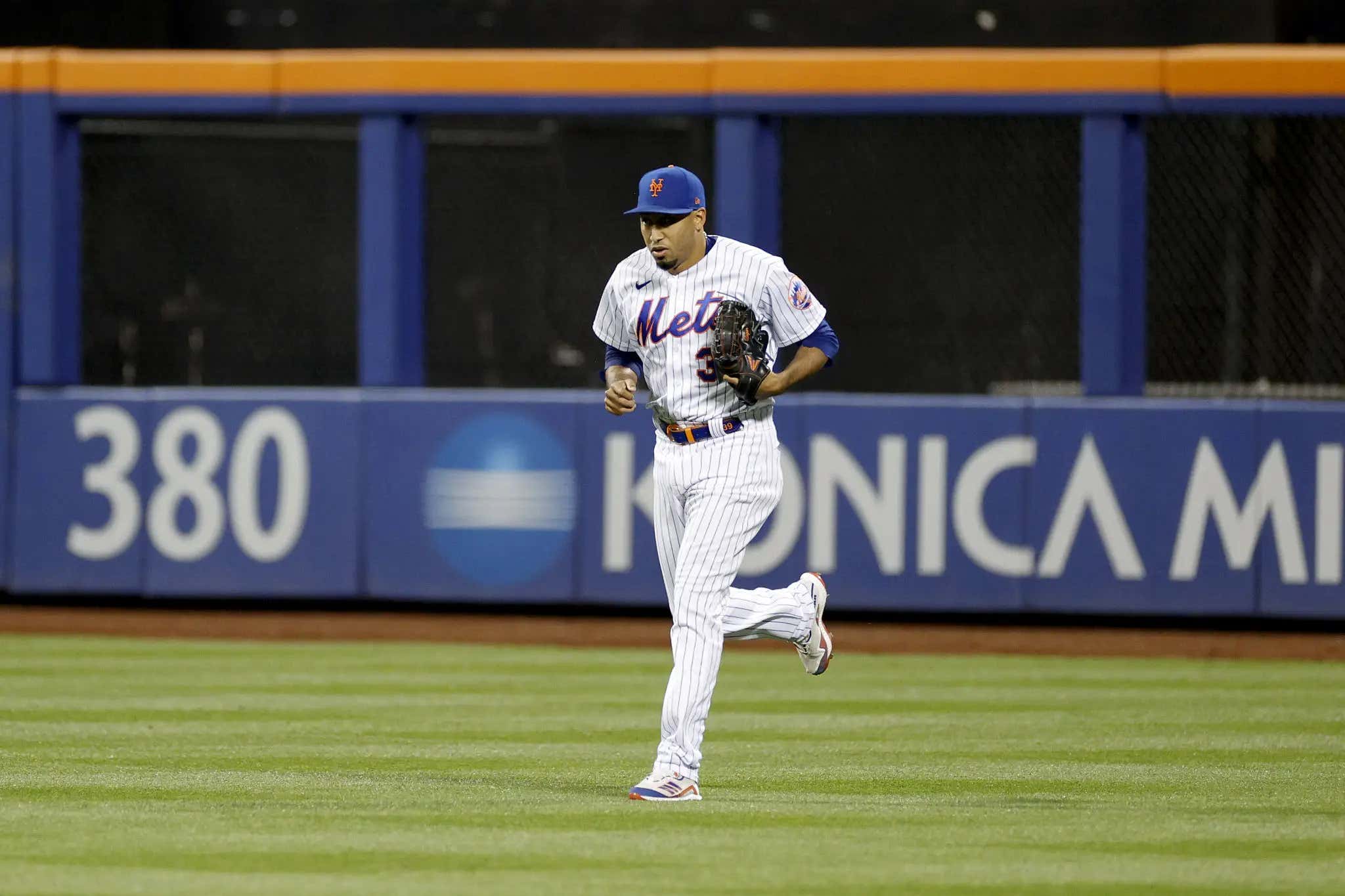 Edwin Diaz Signs With The Dodgers For 3 Years, $69 Million And Everything Hurts