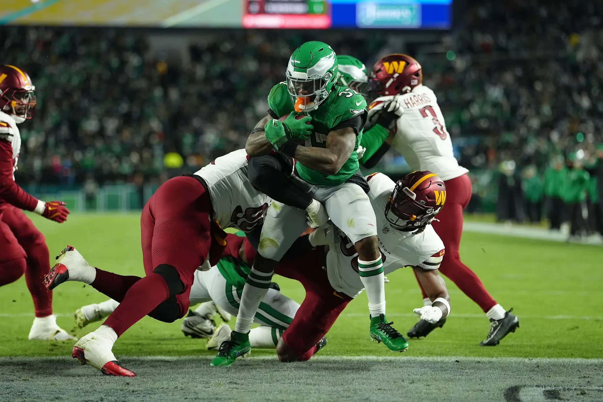 The Eagles May Have Shit The Bed Yesterday, But Tank Bigsby Proved He's The Baddest Dude Left In The NFL This Year