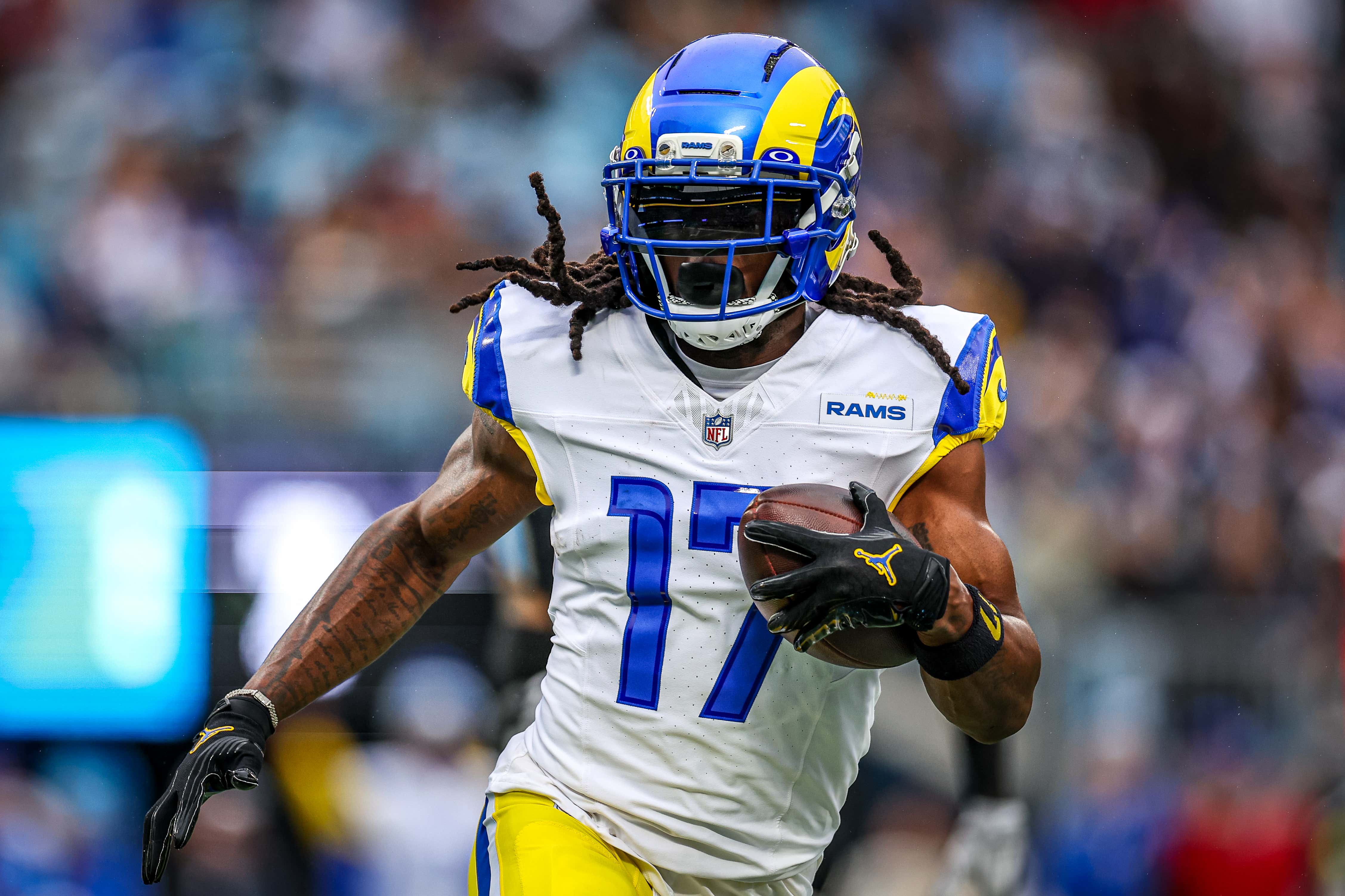 Davante Adams Is A Ball Knower Of The Pizza Review Game After He Used Portnoy's Review Scale To Perfection