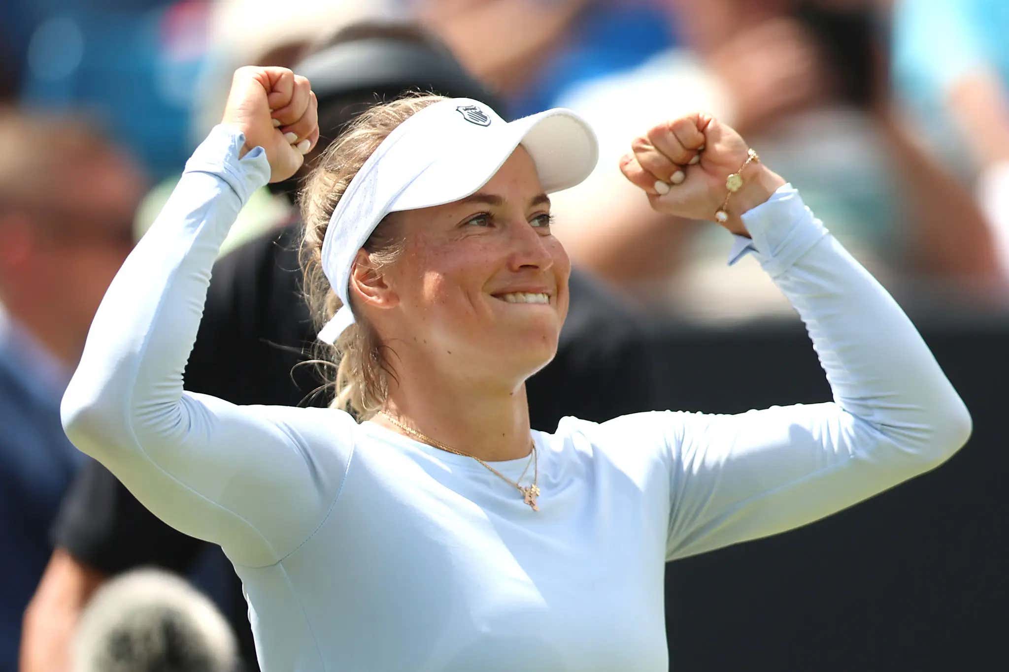 Tennis Bad Girl Yulia Putintseva Goes Full Wrestling Heel, Taunting the Australian Open Crowd With Dance Moves That Were Straight Fire