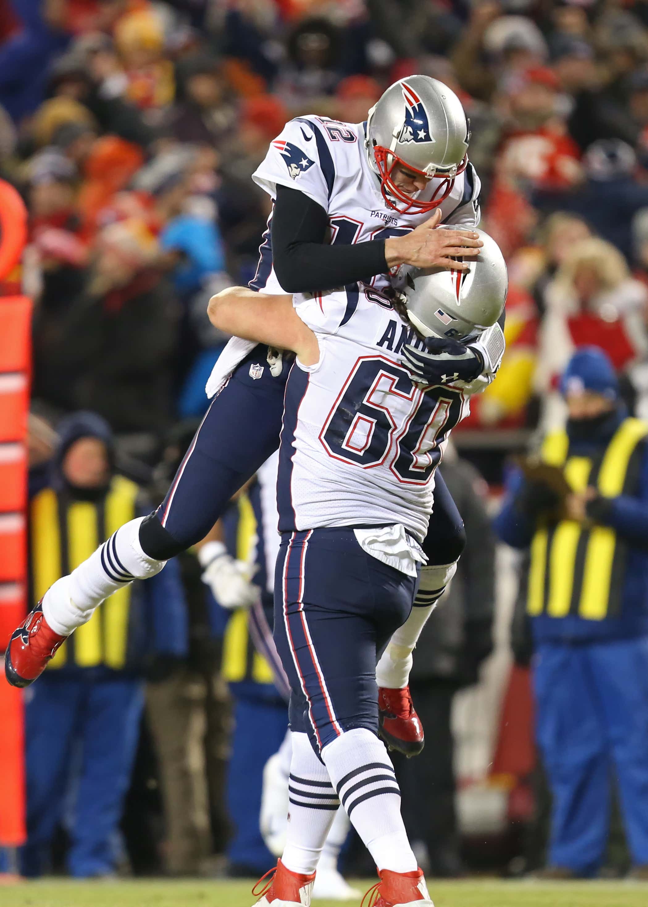 Spittin' Chiclets Celebrates The Patriots Going Back To The Big Game With Former Pat David Andrews