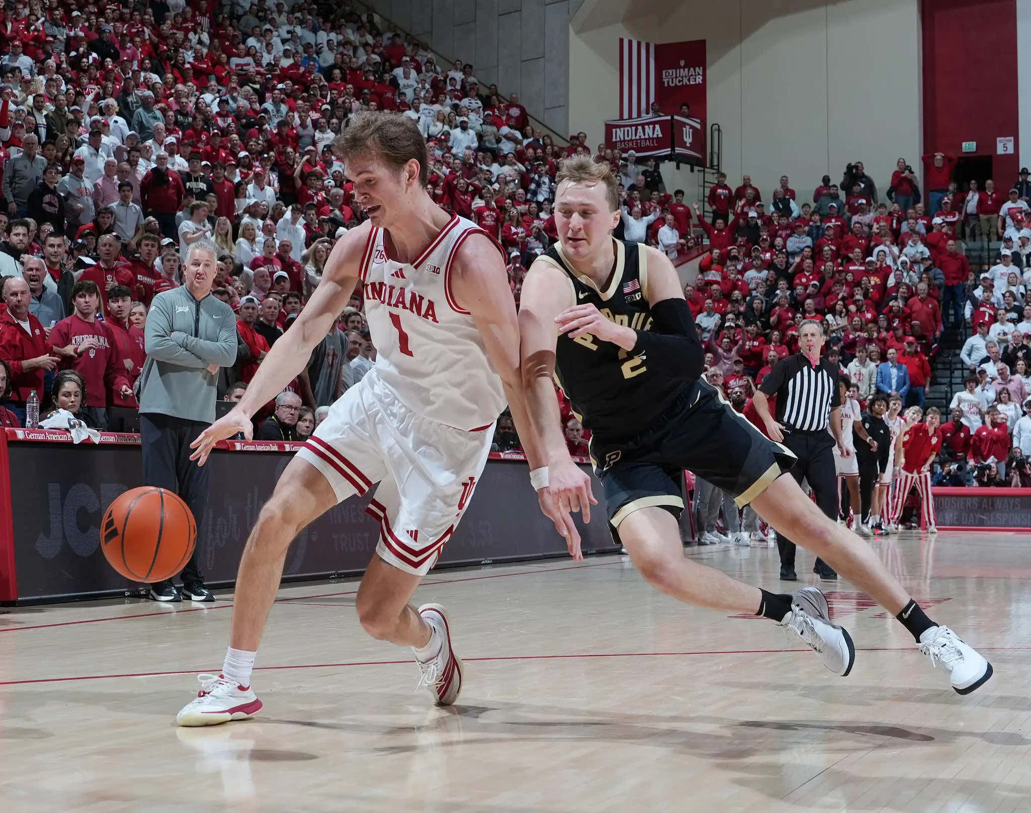 Darian DeVries Talking About Why College Sports Are Special Because Of Rivalries Will Make You Despise Everyone Trying To Ruin Them For Us