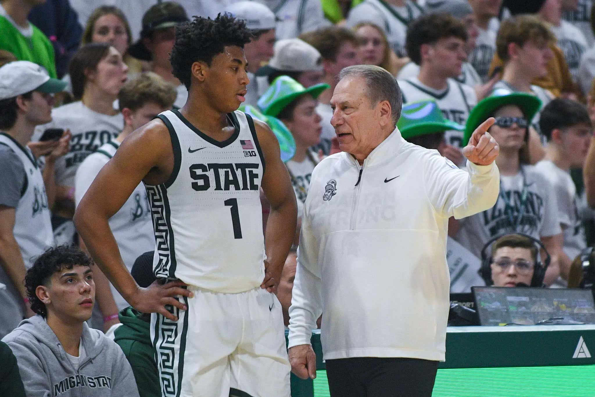 There's No Bigger Hypocrite Than Tom Izzo Saying He's Trying To Do 'What's Fair', Not Sure If He'll Punish Jeremy Fears For Kicking Dudes In The Nuts