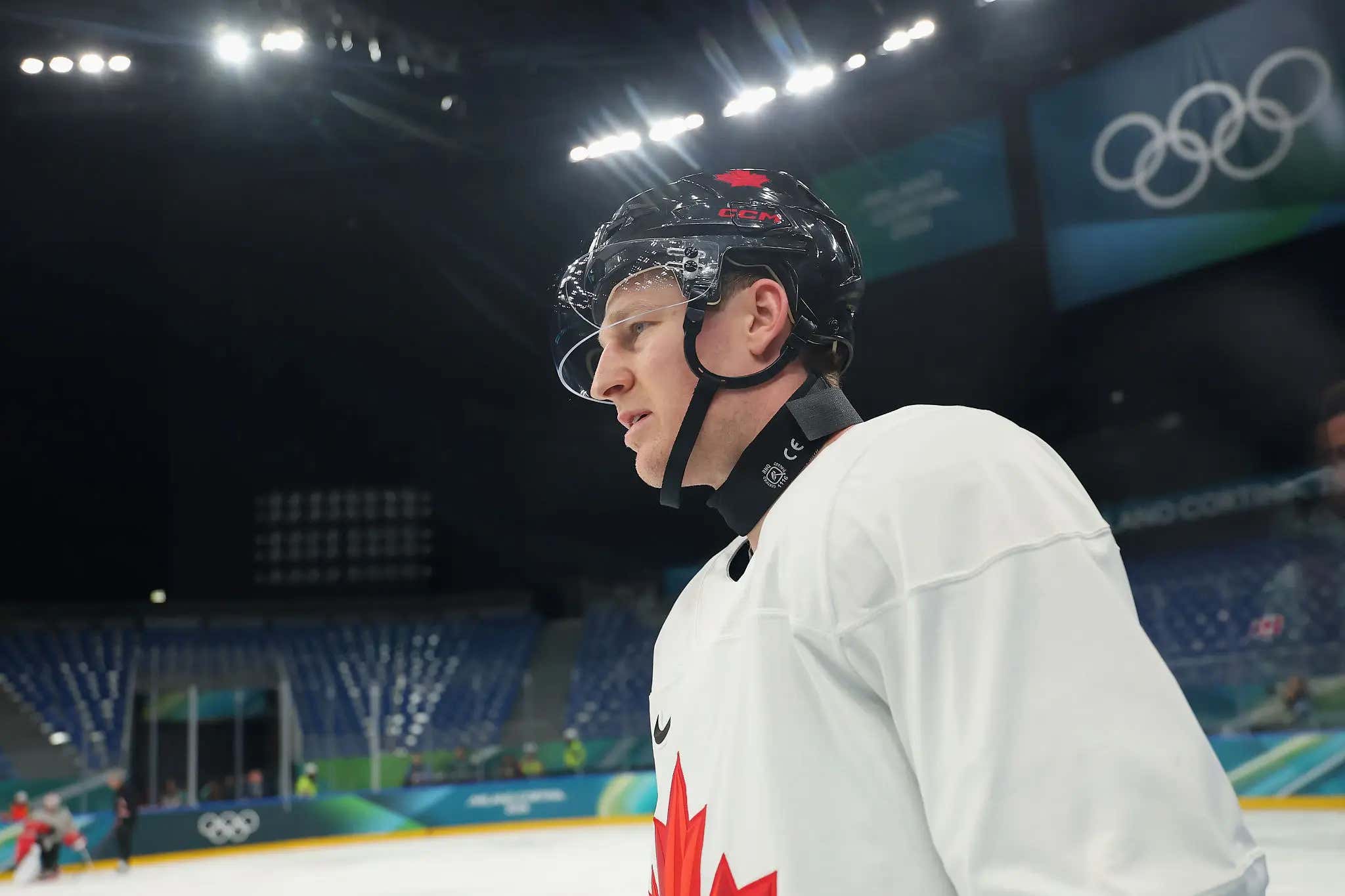 "I'm Not Here To Enjoy Myself": Noted Lunatic Nathan MacKinnon Seems To Be Taking It All In At The Olympics So Far, Is Going To Be A Problem