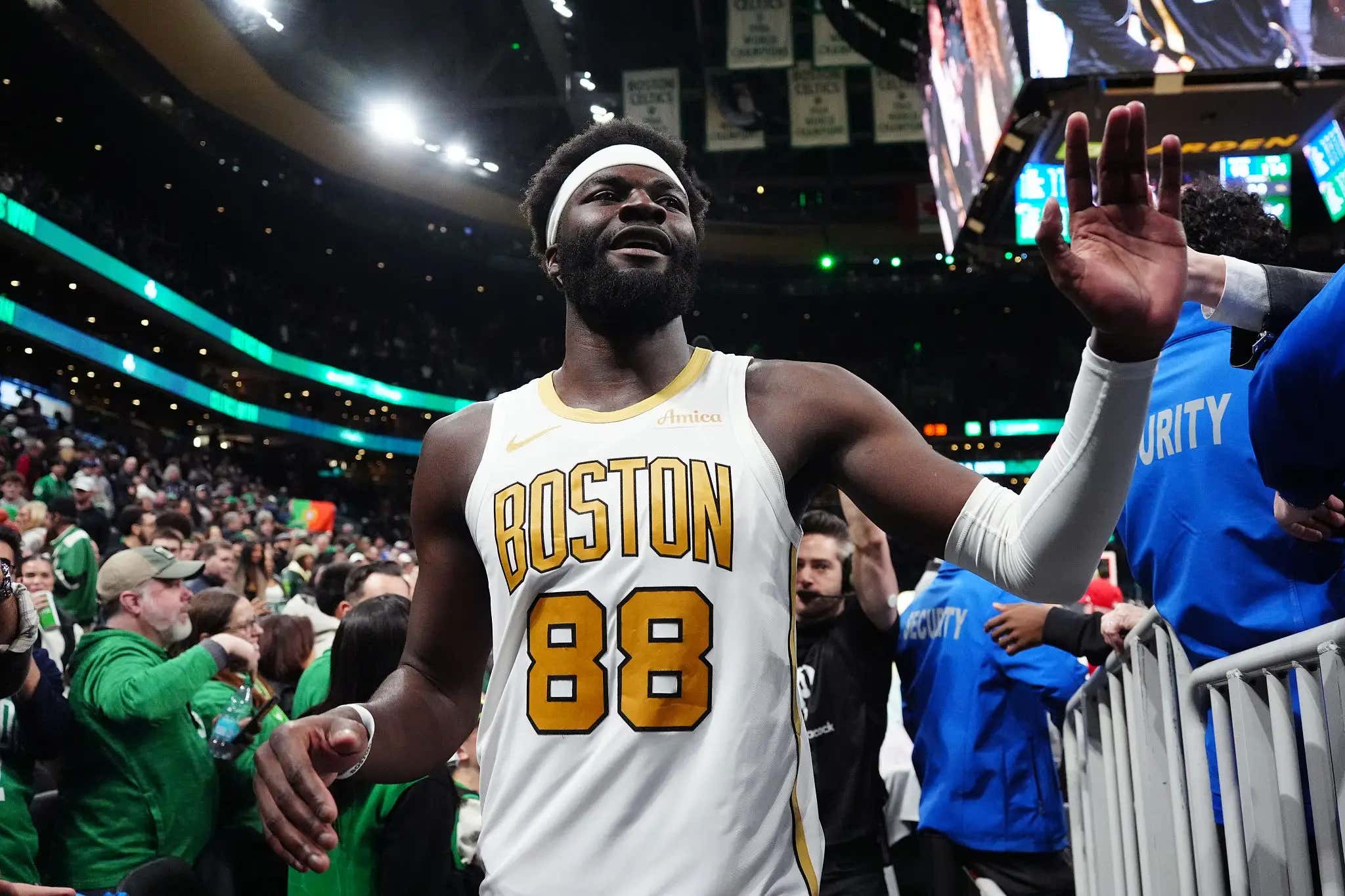 Neemias Queta Is A Prime Example Of Why The Sacramento Kings Are Morons And Brad Stevens Is A Basketball Genius