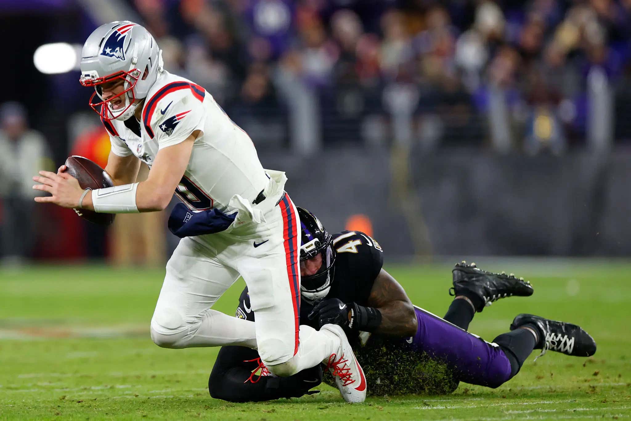 The Patriots Wasted No Time Filling a Critical Need With Edge Defender Dre'Mont Jones