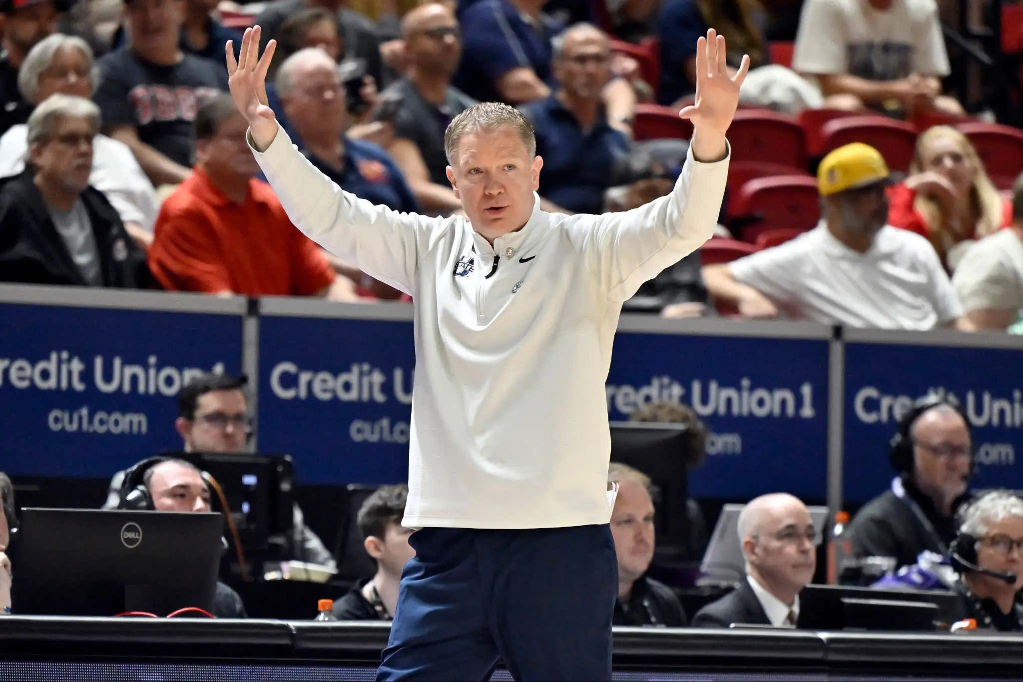 'Absolutely Atrocious' - Utah State's Jerrod Calhoun Is The First Coach To Bitch About The Committee, Thinks They Got Screwed By 2-3 Seeds