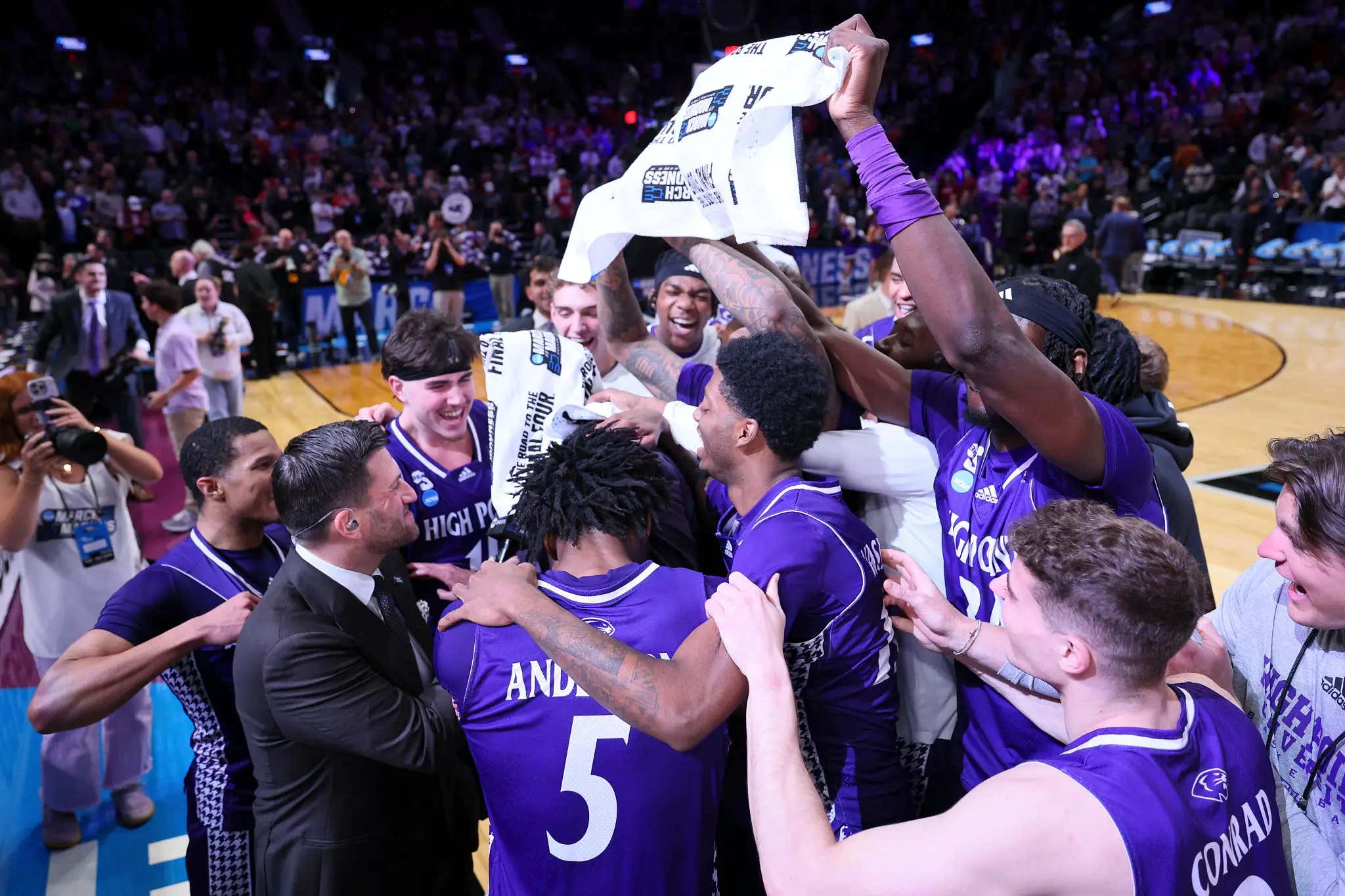 'Throw On the Glass Slipper': High Point's Student Radio Call of the Panthers' Win Over Wisconsin Is the Best Moment of Day 1 of the NCAA Tournament