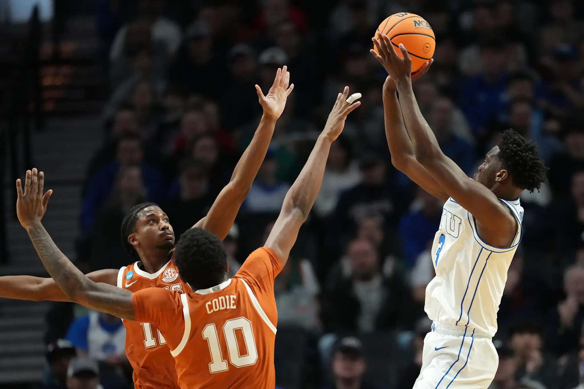 Confidence: Sean Miller Flat Out Admitted That Texas Has No Chance Of Stopping AJ Dybantsa While Doing An Interview In The Middle Of The Game