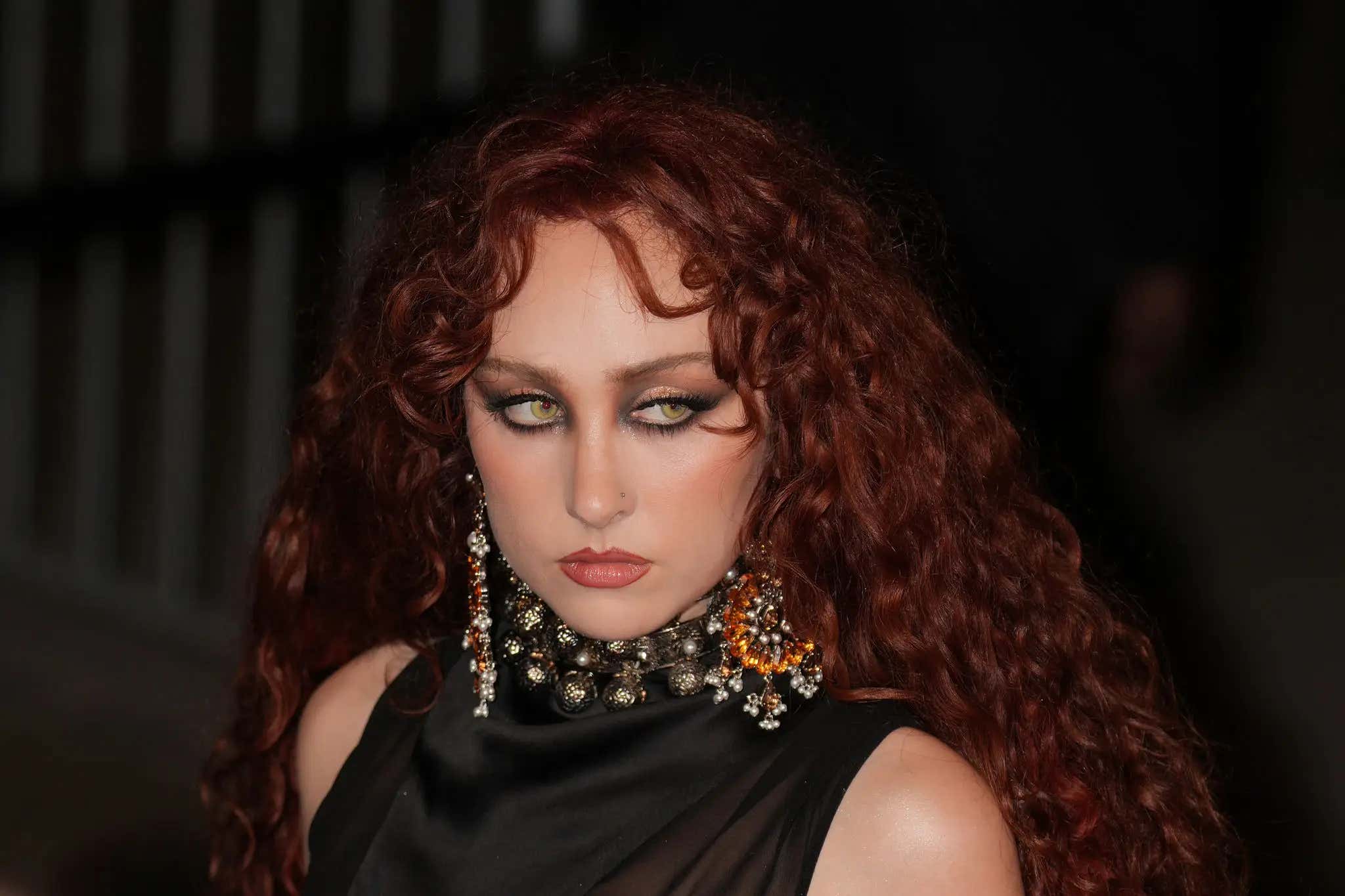 Chappell Roan's Security Allegedly Made An 11-Year-Old Girl Cry For The Crime Of Smiling At Her And Somehow This Is The FOURTH Worst Interaction She's Had With Normal Humans This Year