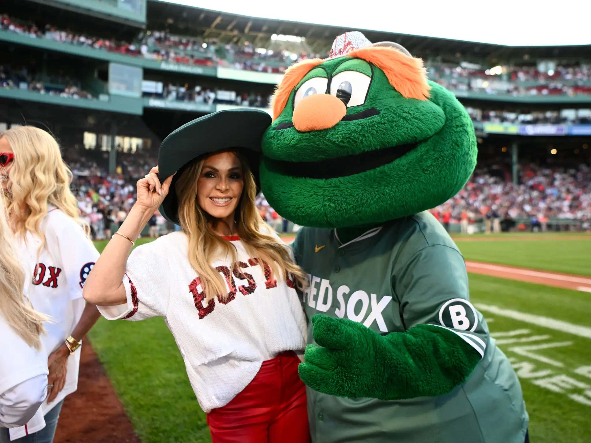 Your 2026 Boston Red Sox TV & Streaming Guide: Hogdale, NESN, NBC & More