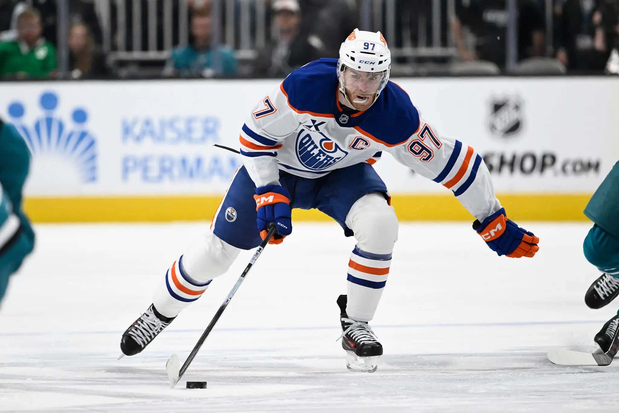 It Would Be A Crime Against Humanity At This Point If Connor McDavid Doesn't Win The Hart Trophy