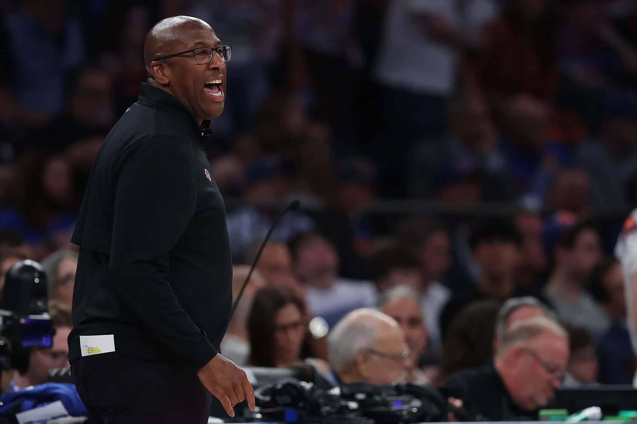 Warrior: Mike Brown Picked Up A Calf Injury And Nearly Blew Out His Achilles While Coaching His Ass Off During The Knicks Comeback