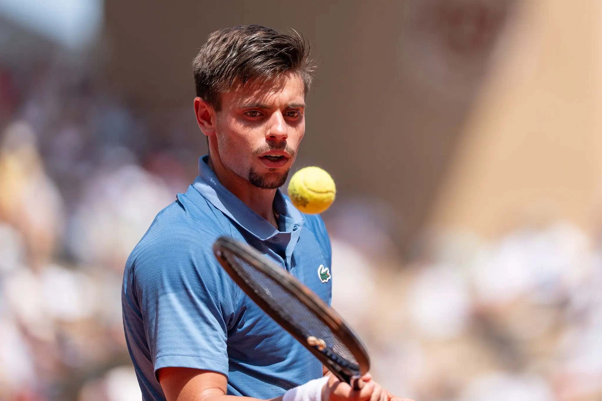 "I'm Going To Shit On The Fucking Court" - Tennis Player Arthur Gea Had To Plead With The Umpire At The French Open To Be Allowed To Use The Bathroom Mid-Match While Experiencing Diarrhea