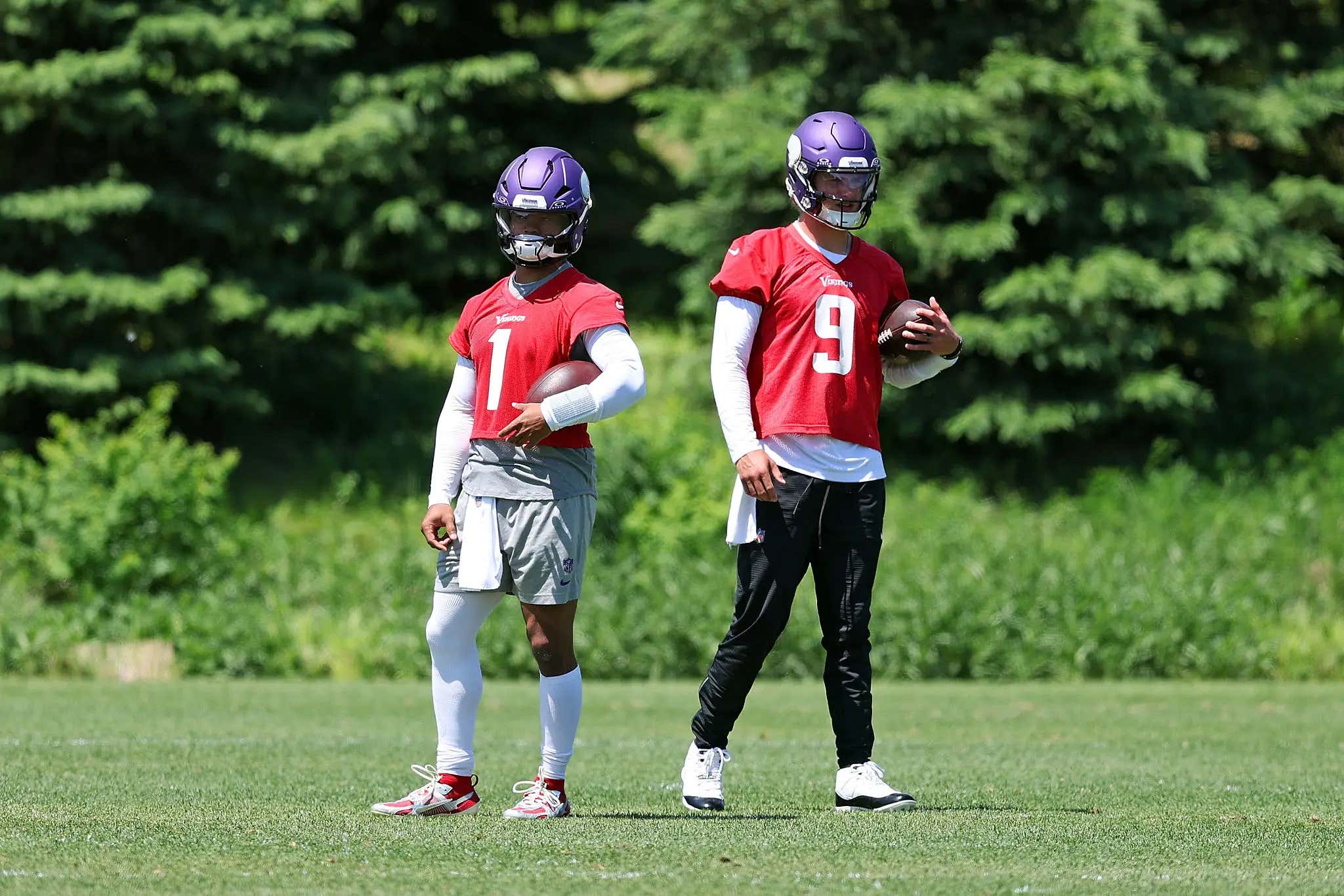 Nine vs Kyler: The Vikings Got A Real QB Battle Since Kevin O'Connell Won't Name QB1 Until A Certain Date, But Also Won't Say What Date That Is