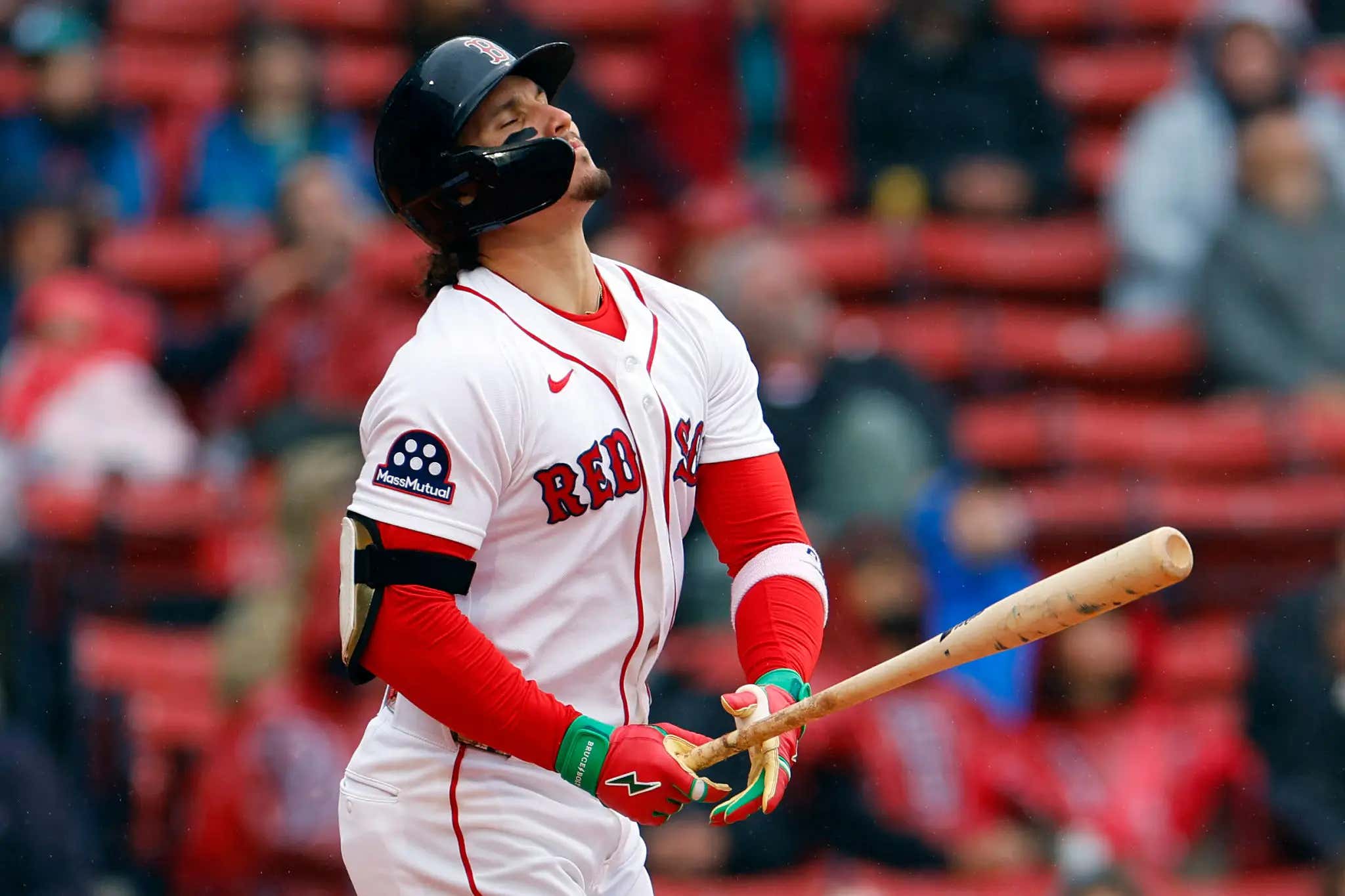 After Meeting In The Playoffs Last Season, The Yankees Look Like A Legit Playoff Team While The Red Sox Are an Embarrassment to Boston Baseball