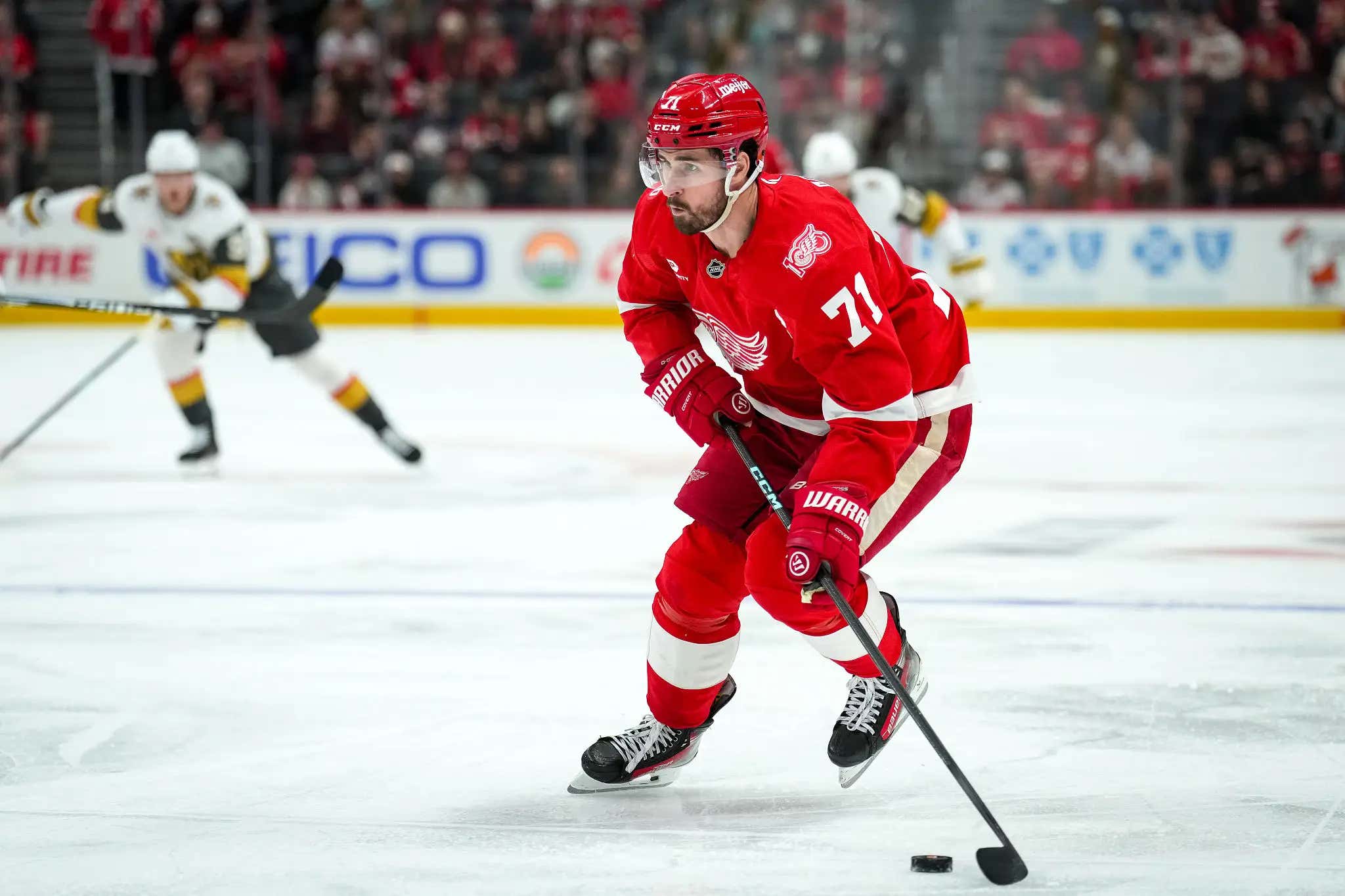 Dylan Larkin Has The Detroit Red Wings By The Balls, And Will Only Accept A Trade To Go Play With His Best Friends