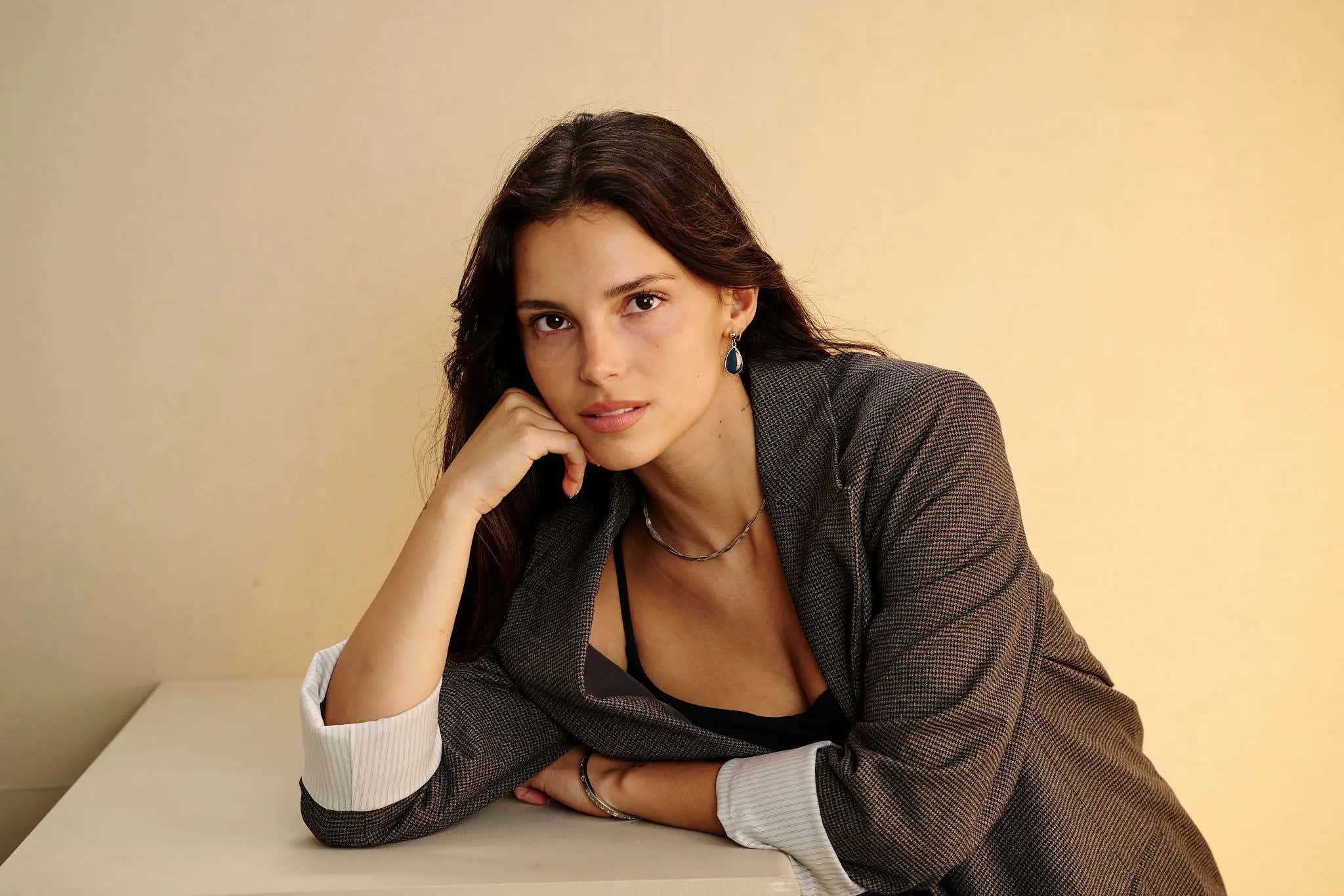 Obsession Star Inde Navarrette Used To Be A Call Of Duty Streamer Before Her Massive Acting Blow Up