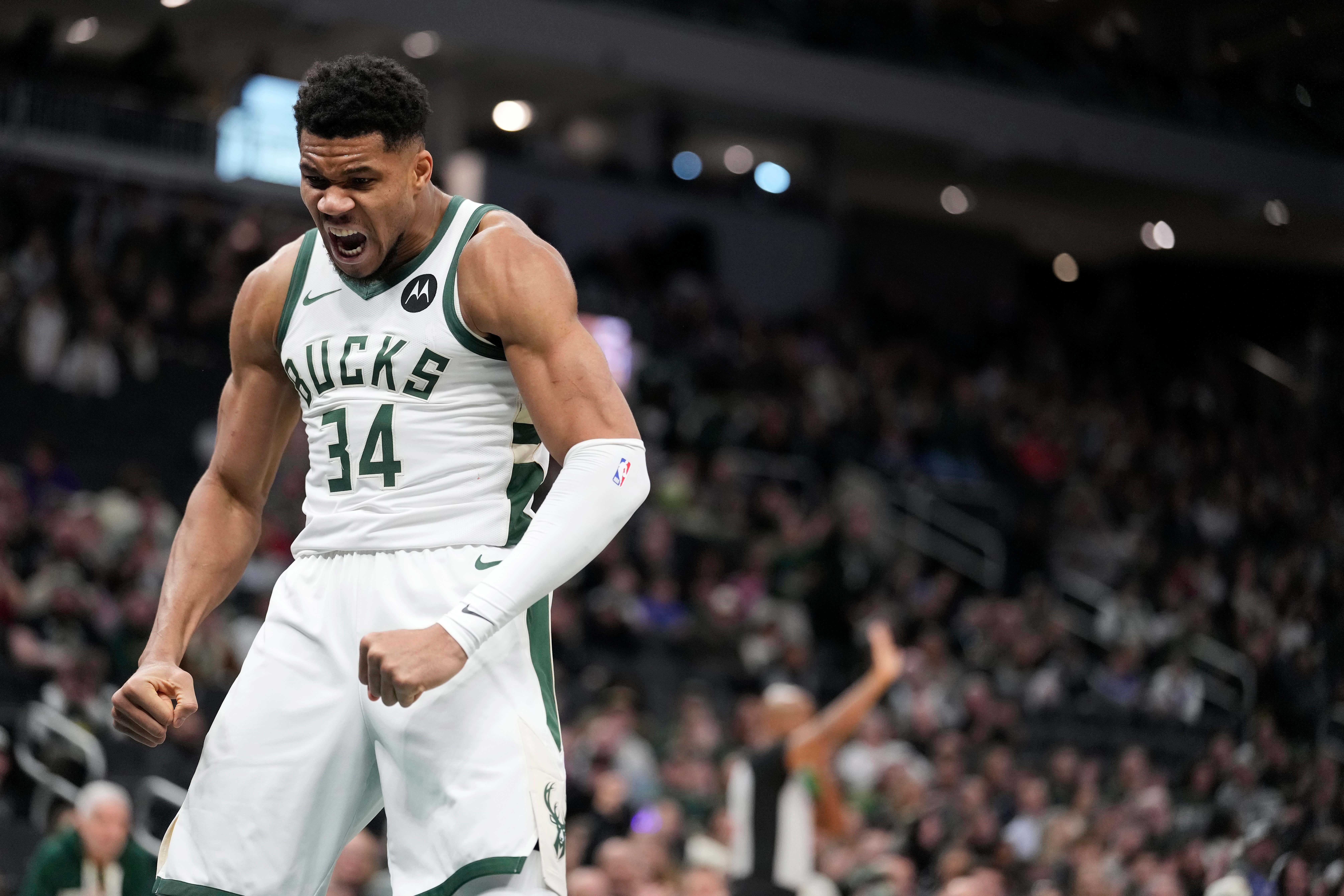 WELCOME TO MIAMI GIANNIS ANTETOKOUNMPO - ALL YOU HATERS ARE MORONS