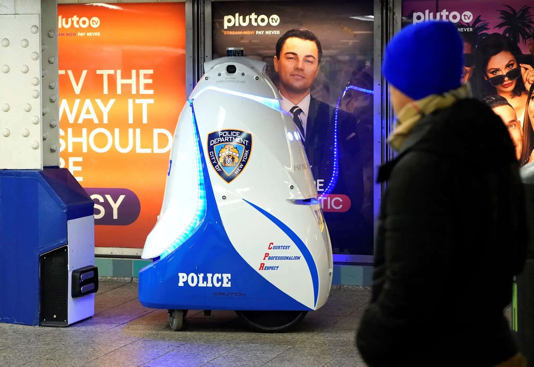 W For Humans – City in Ohio Hired a Police Robot For One Year and It Didn't Make a Single Arrest, Issued Zero Tickets, And Is Being Returned To California