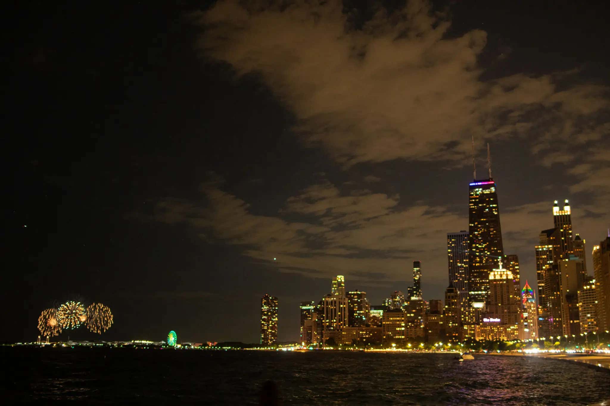 The Fourth Of July Fireworks In Chicago Stunk SO Bad Last Night That There Was A Formal Apology Letter Written To Everyone Who Attended