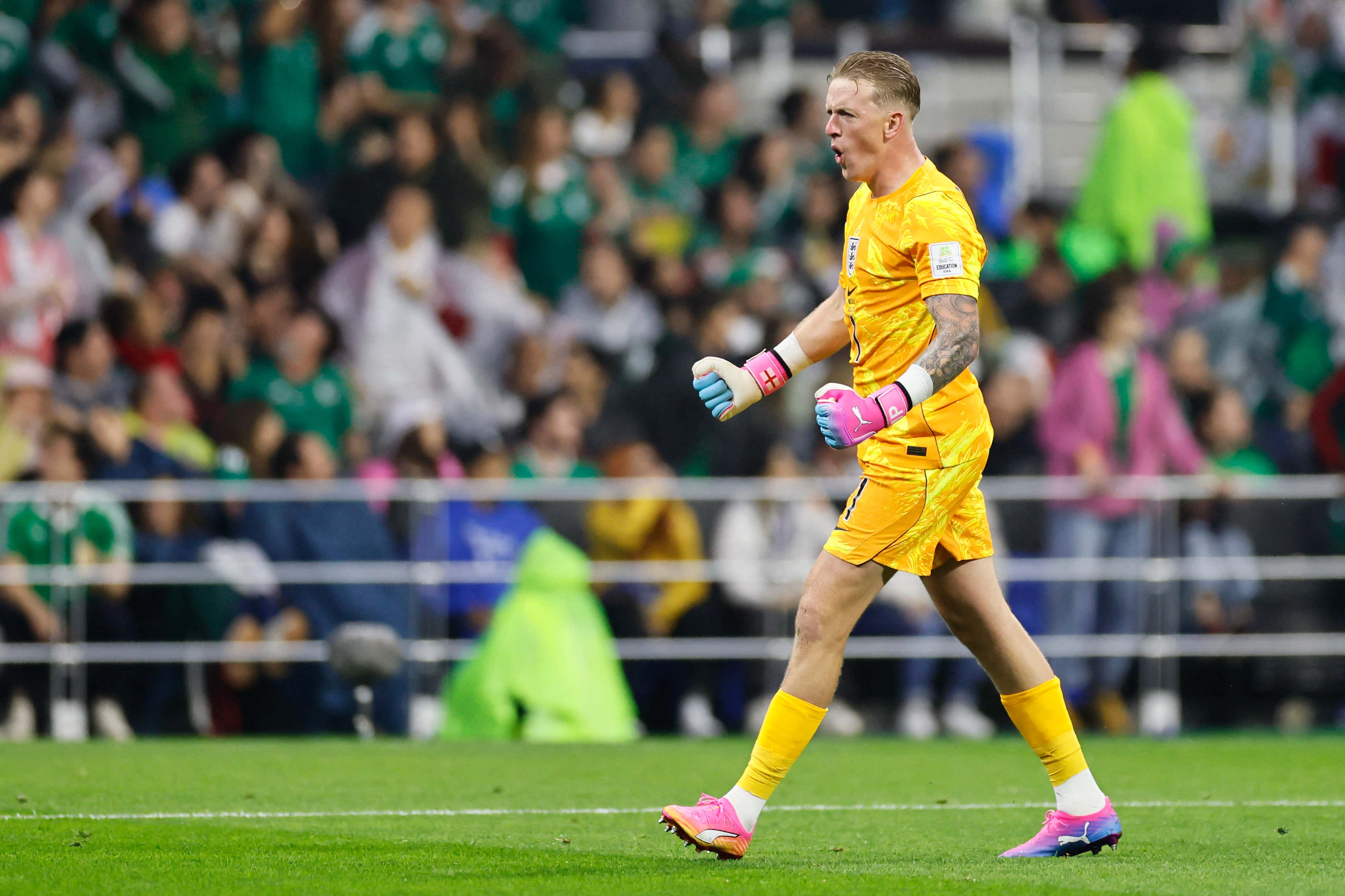 England's Jordan Pickford's Water Bottle With Every Single Argentina Penalty Taker's Method Leaked And It May Just Come In Handy For Spain