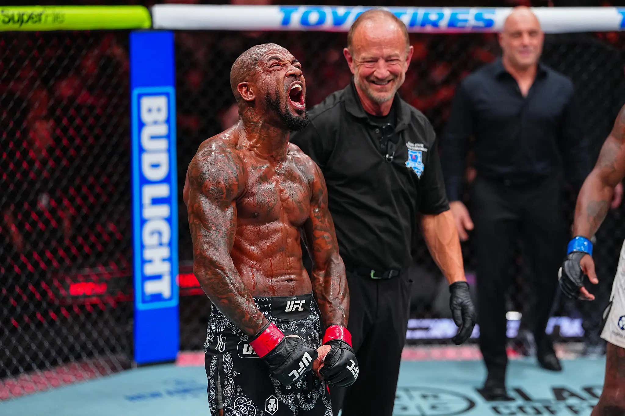 King Green With An INSANE Comeback To Kick Off The UFC 329 Main Card!