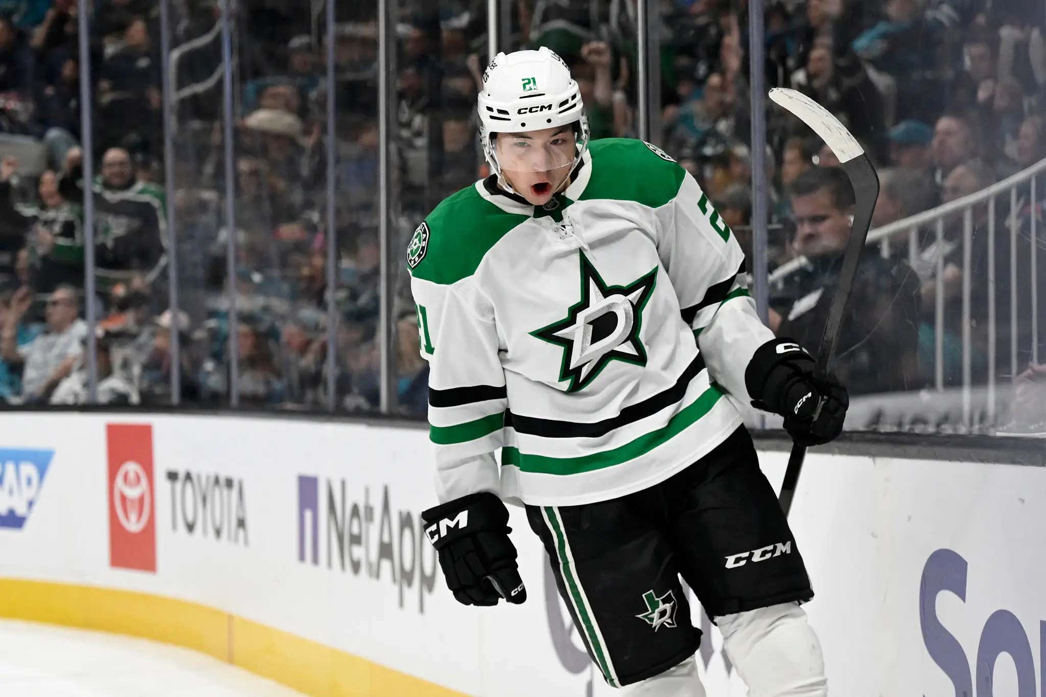 Jason Robertson Ain't Leaving. Or At Least Not For Another Couple Hundred Days After Signing A 1-Year, $12 Million Extension With The Dallas Stars