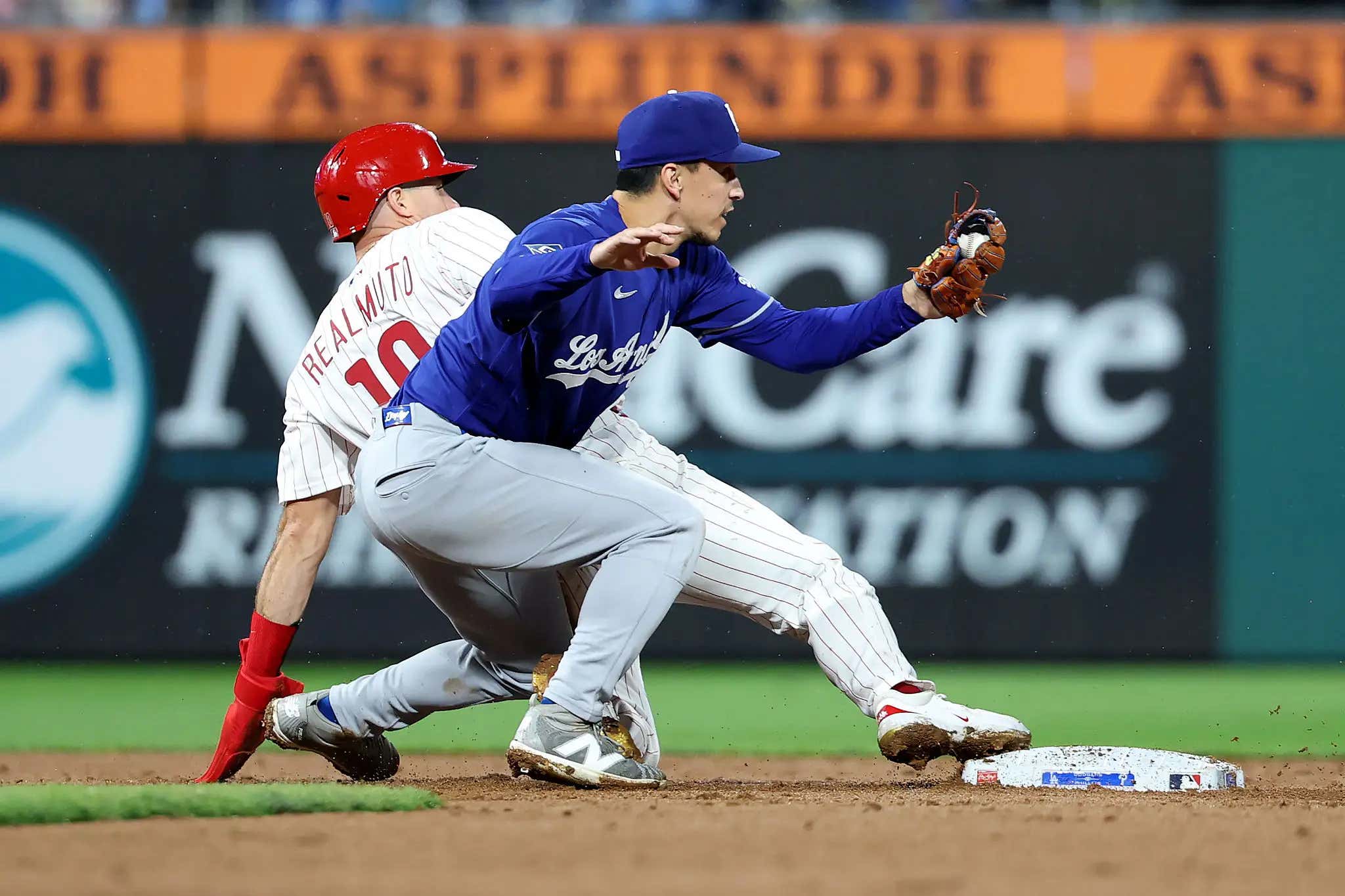The Philadelphia Phillies Are Addicted To Becoming The Biggest Dumbasses On The Planet When Playing Against The Dodgers