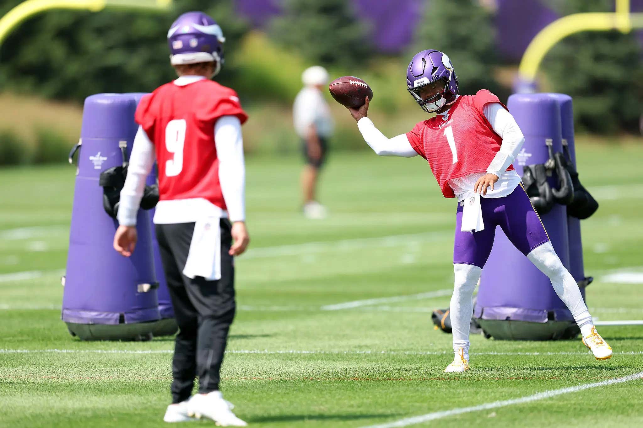 The QB Battle That Dominated This Country Is Finally Over - Kyler Murray Is QB1 For The Vikings, JJ McCarthy Back To The Bench