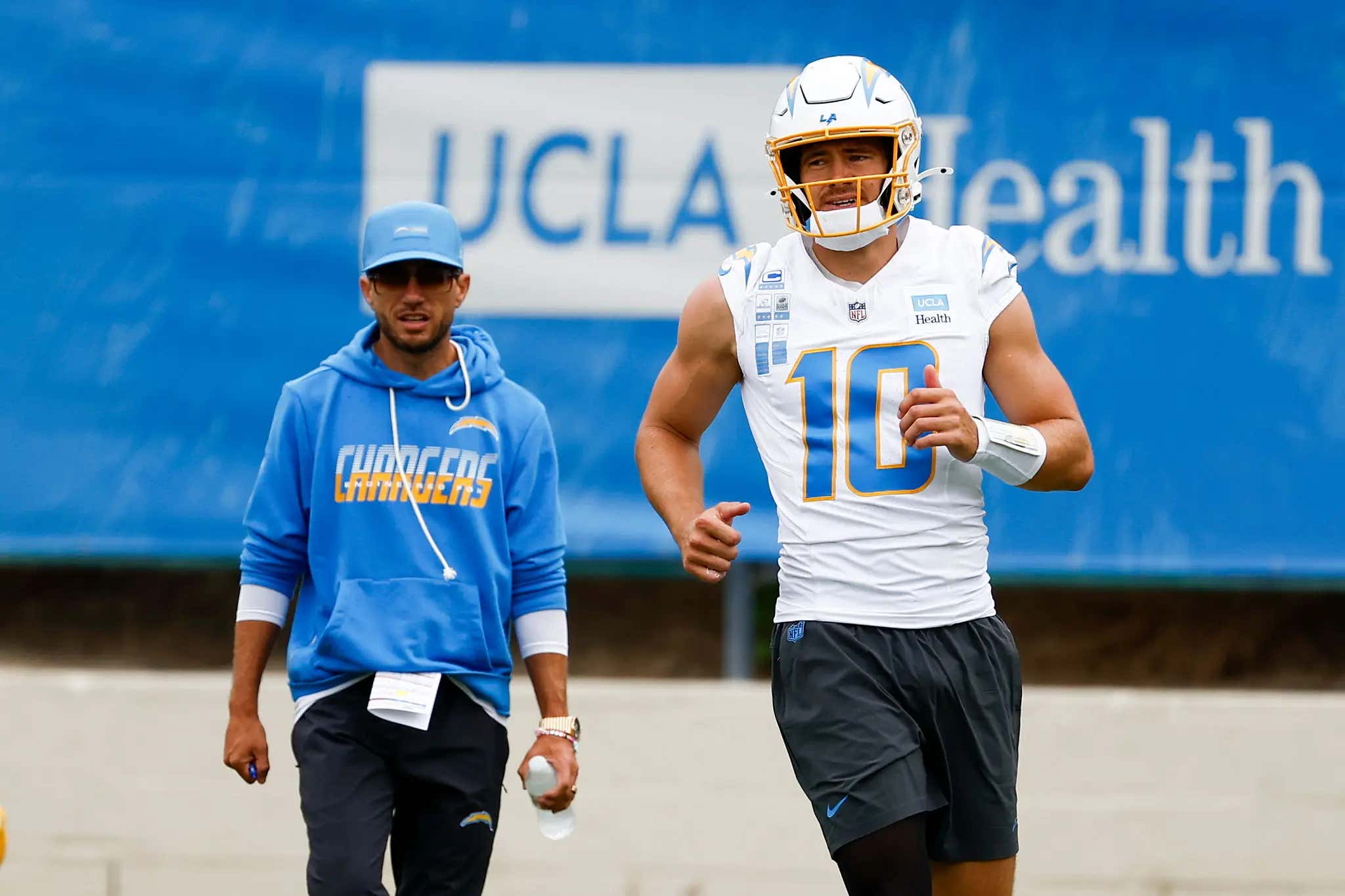 It's Safe To Say Mike McDaniel Is Happy With His Upgrade At Quarterback