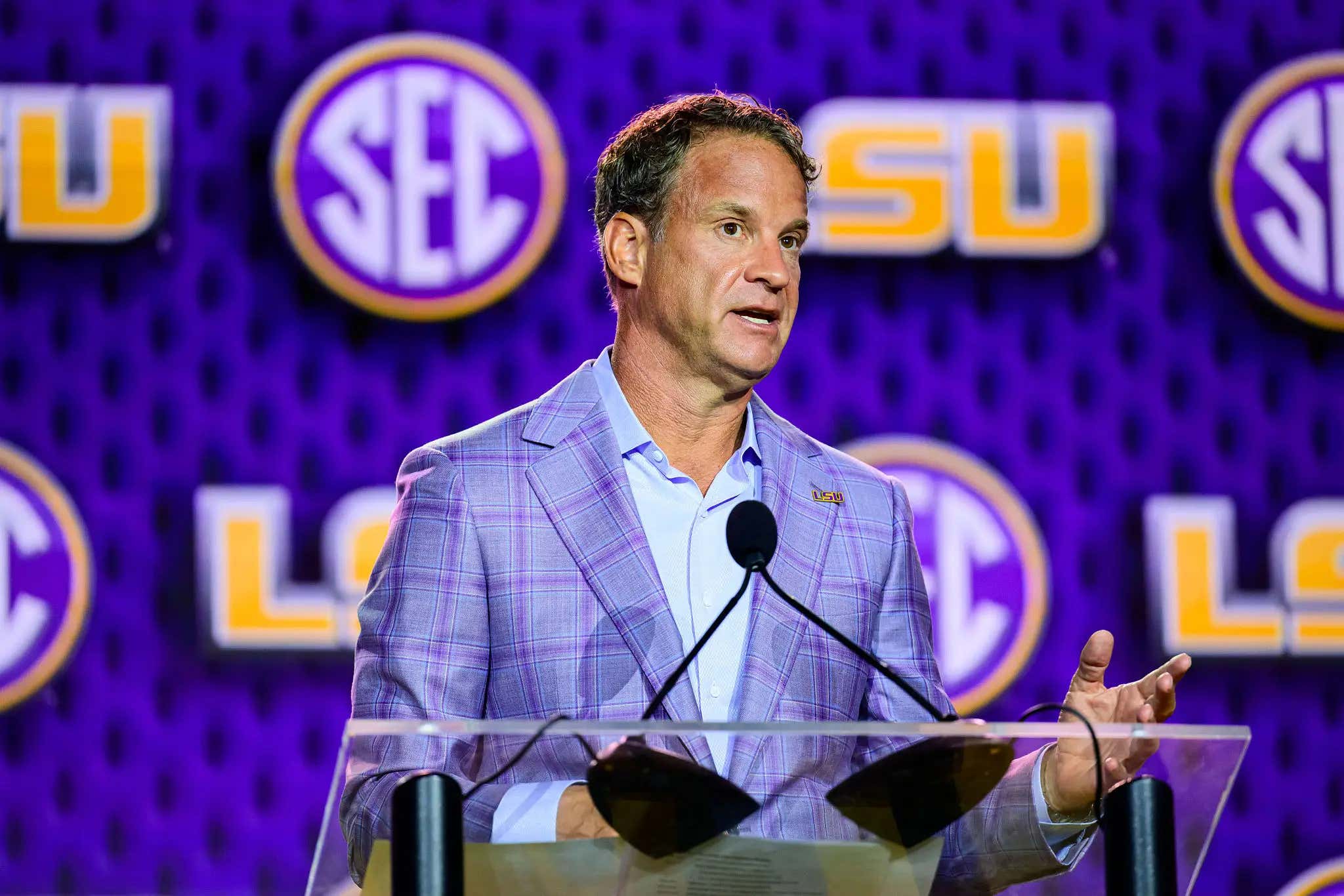 SEC Leaders Are Reportedly Considering Boycotting Games and Potentially Expelling LSU From the League If It Plays Professionals