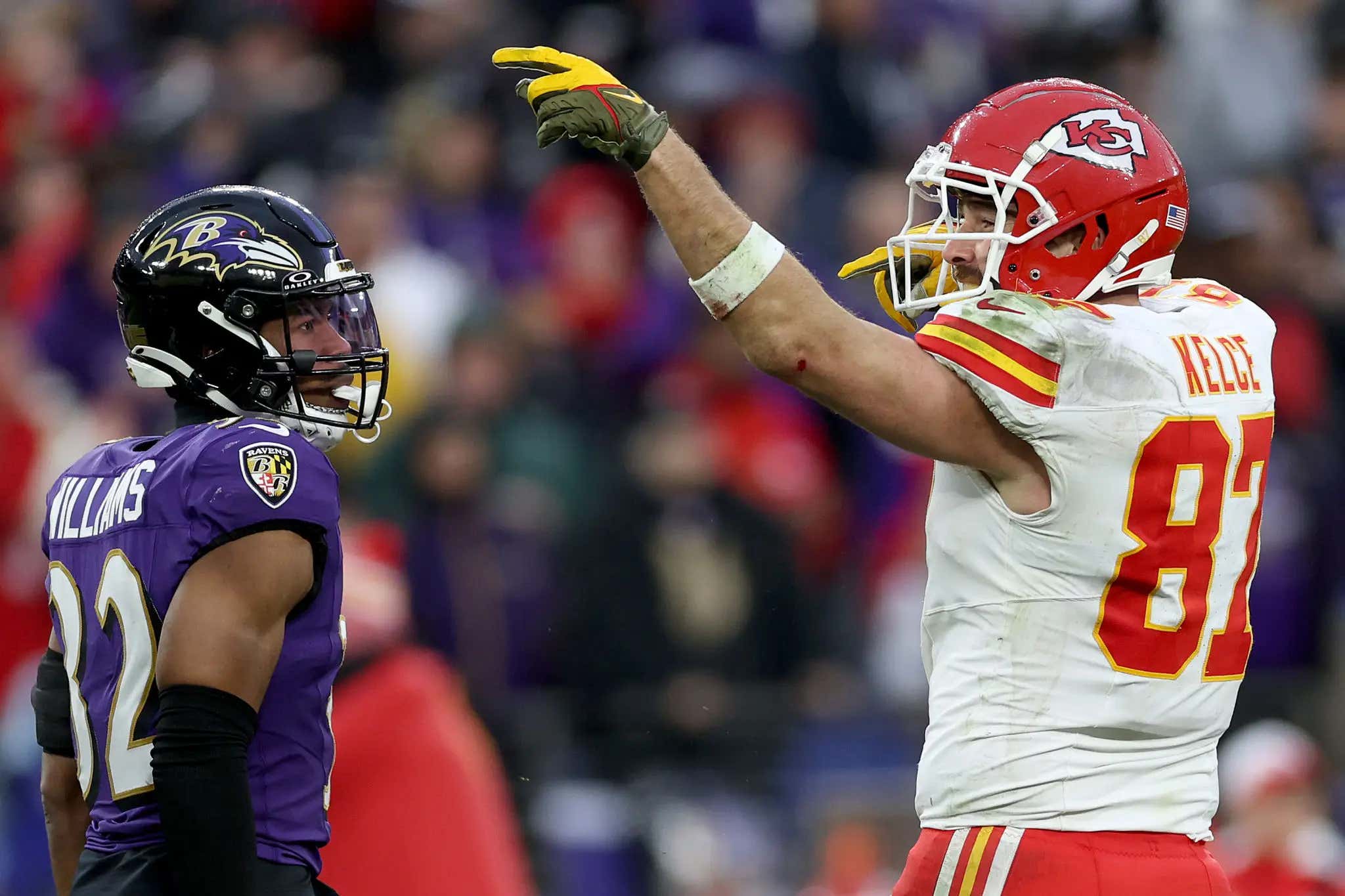 Travis Kelce, Like The Rest Of America, Thinks It's Bullshit The NFL Got Rid Of The Chain Gang For The Worst Replay System In Sports
