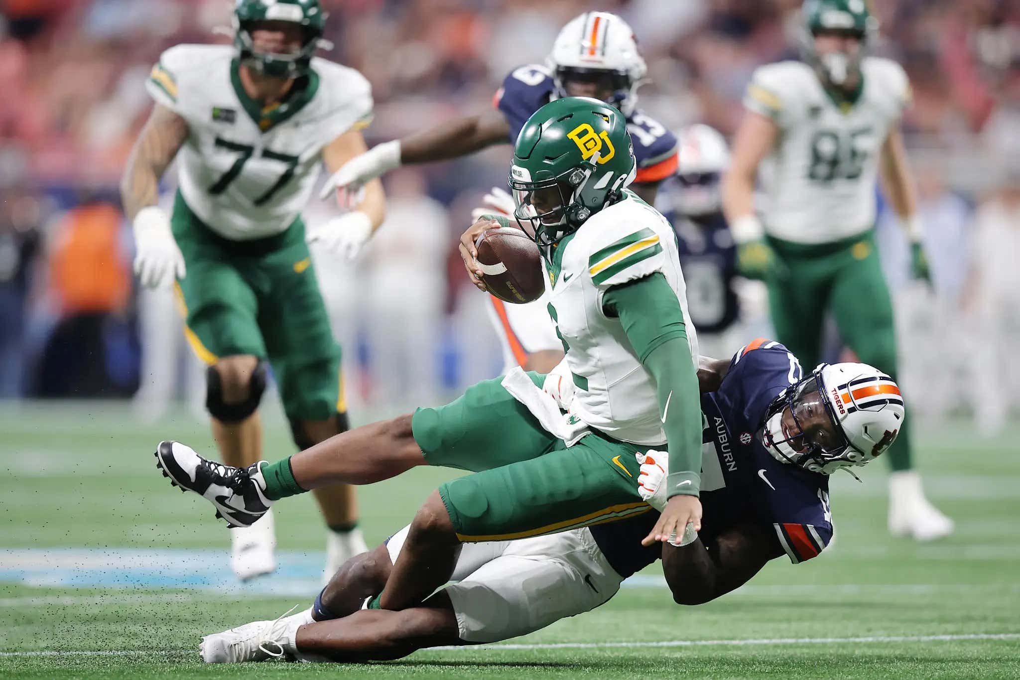 ELECTRIC: Baylor Scored a 4th and Goal TD With 9 Seconds Left Only For Auburn To Stuff the Potential Game-Winning 2-Point Conversion