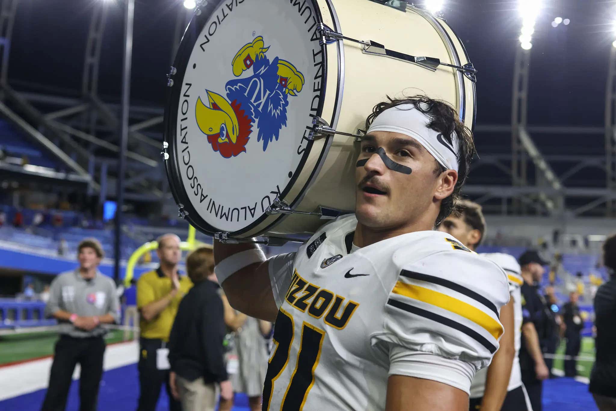 'That's Why I Tried To Embarrass Them At The End' - Eli Drinkwitz Thought The Kansas Hype Video Was Bullshit, Wanted To Prove A Point Because Of It