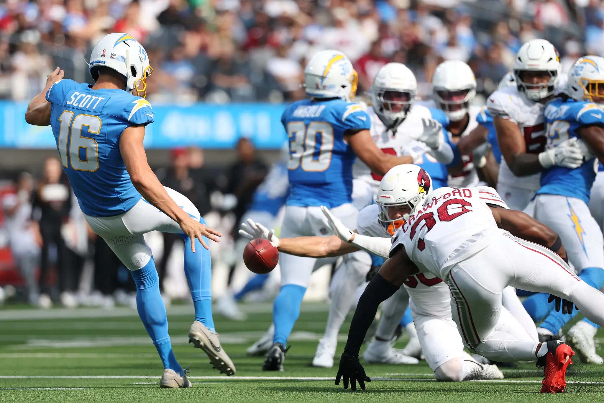 The Chargers Just Put Up A Disasterclass Start To The Mike McDaniel Era (And Spoiled All Your Survivor Pools In The Process)
