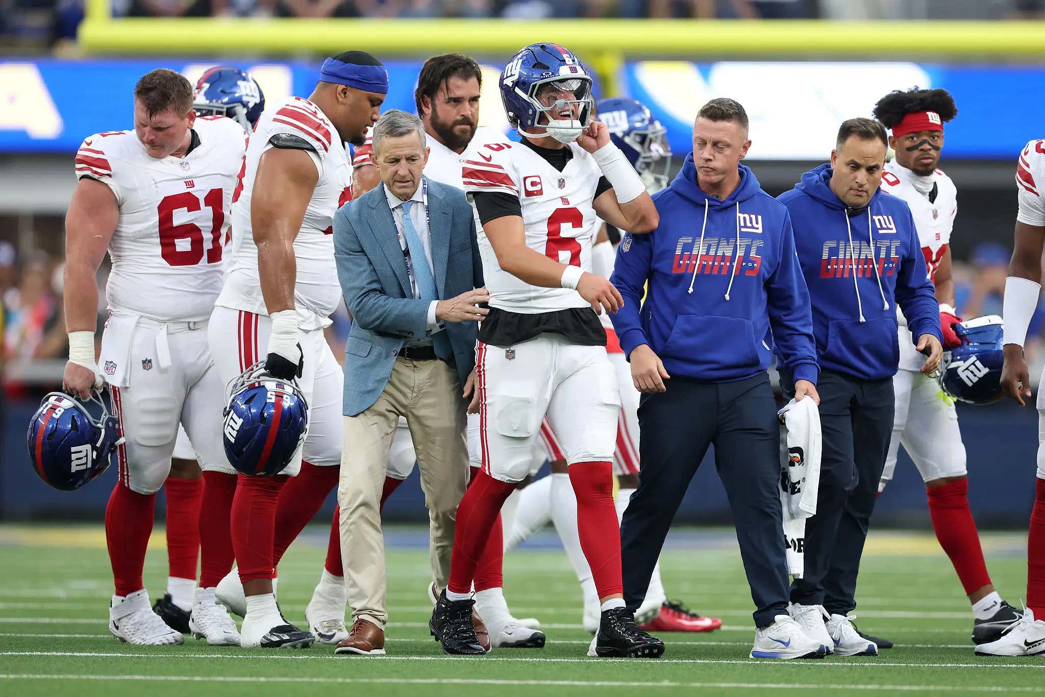 Devastating Injuries And A 60 Minute Ass Kicking - Everything About That Giants Game Was As Depressing As It Gets